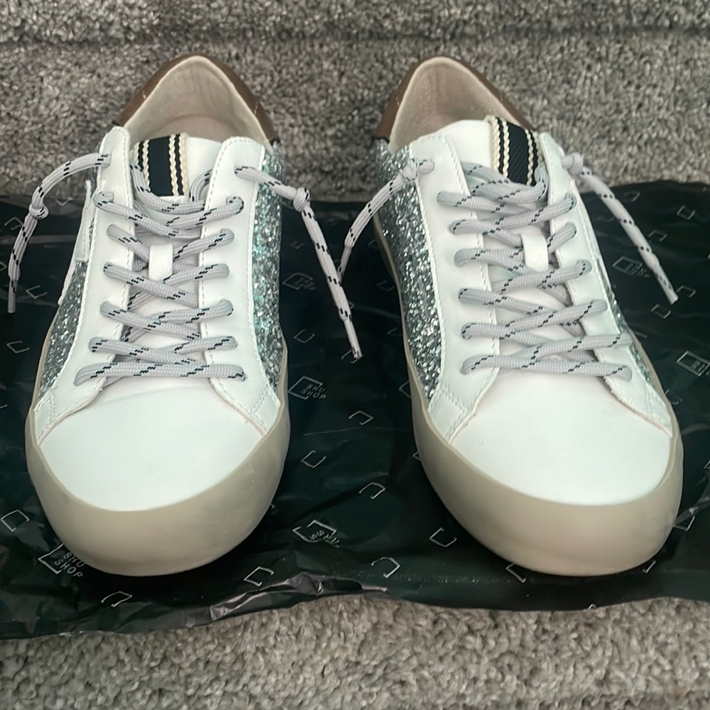 Shu shop sneakers size 7